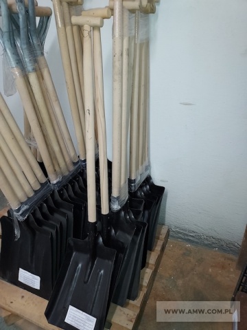 Armatura i materiały instalacyjne - pakiet zawierający 91 poz. asort. (wg oddzielnego wykazu), w tym m.in: rury stalowe i CPV, kolana, zawory, złączki itp. 